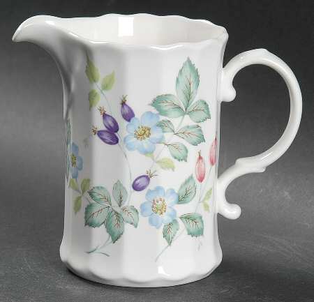 Berry Festival Creamer
