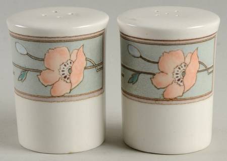 Bella Flora Salt & Pepper Set