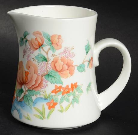 Beacon Hill Creamer