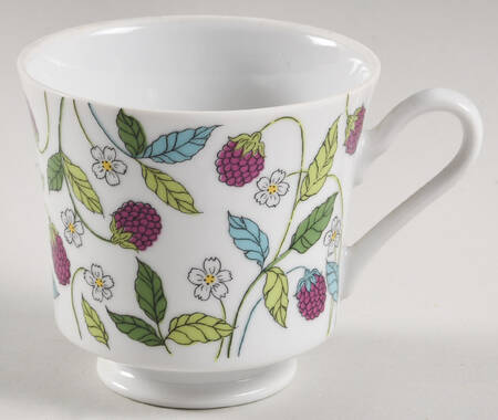 Berry Heaven Footed Cup
