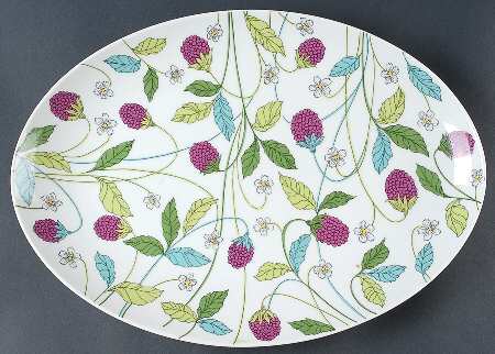 Berry Heaven 16" Oval Serving Platter