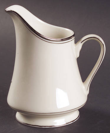 Belair Creamer