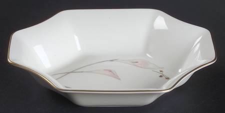 Bellamy Sweet Meat Dish by Mikasa