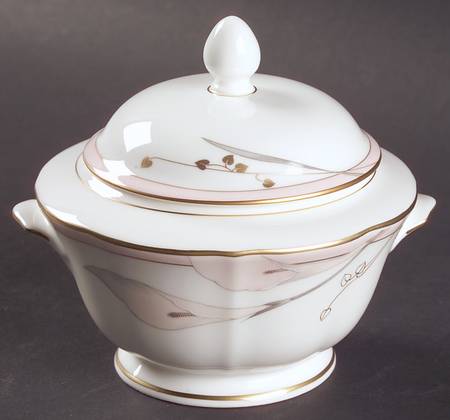 Bellamy Sugar Bowl & Lid