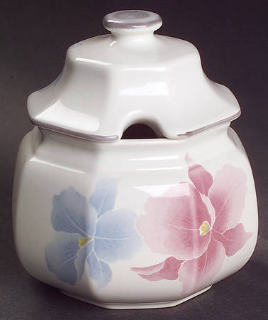 Beau Monde Sugar Bowl & Lid