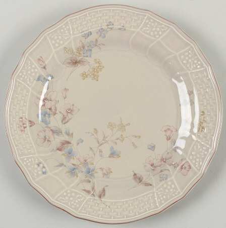 Bella Maria Salad Plate