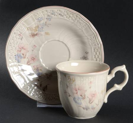 Bella Maria Flat Cup & Saucer Set
