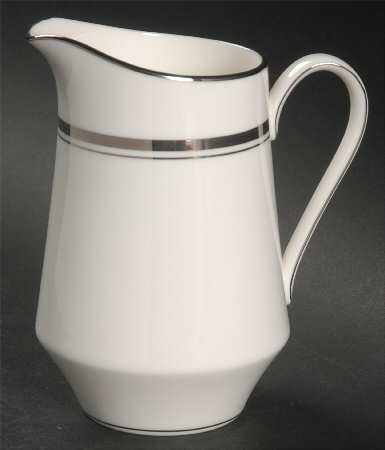 Bennington Creamer