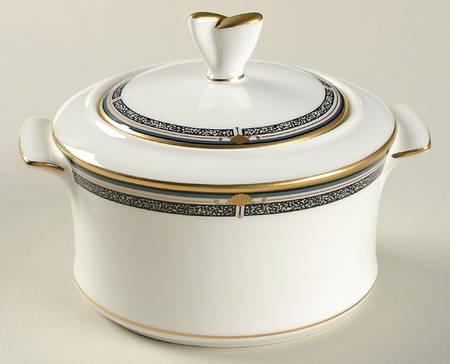 Beekman Place Sugar Bowl & Lid