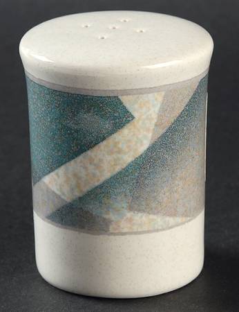 Bermuda (Intaglio Line) Pepper Shaker