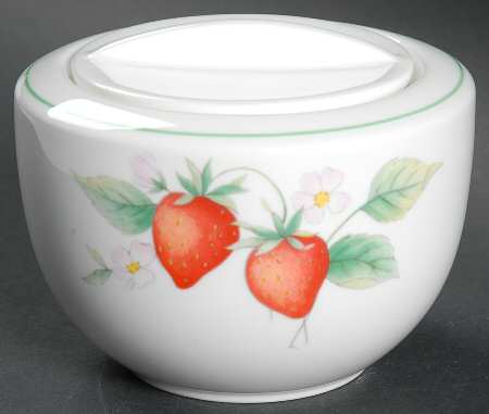 Berries Three Sugar Bowl & Lid