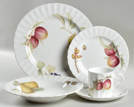 Belle Terre 40 Piece Estate Set