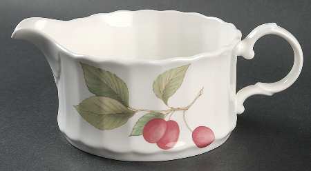 Belle Terre Round Gravy Boat (GR2SP)