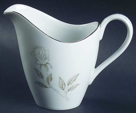 Blanca Creamer