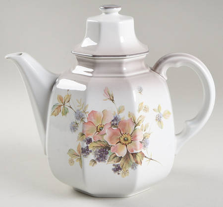 Black Berries Coffee Pot & Lid