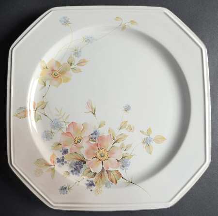 Black Berries 12" Chop Plate (Round Platter)