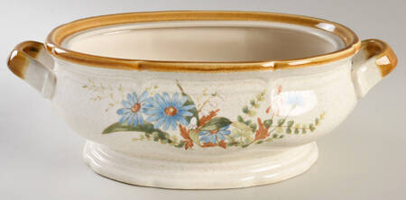 Blue Daisies 2.5 Quart Oval Covered Casserole No Lid