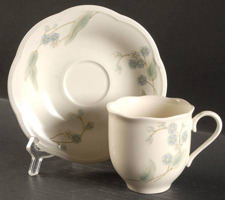 Blue Eyes Flat Cup & Saucer Set