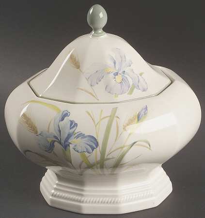 Blue Iris Gift Box & Lid