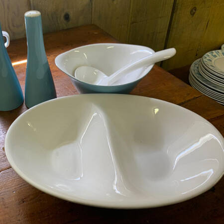 Blue Point 10" Oval Divided Vegetable Bowl