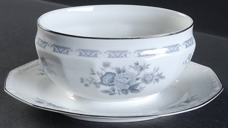 Blue Peony Gravy Boat with Attached Underplate