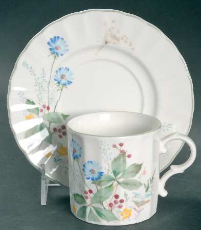 Blossom Song Flat Cup & Saucer Set