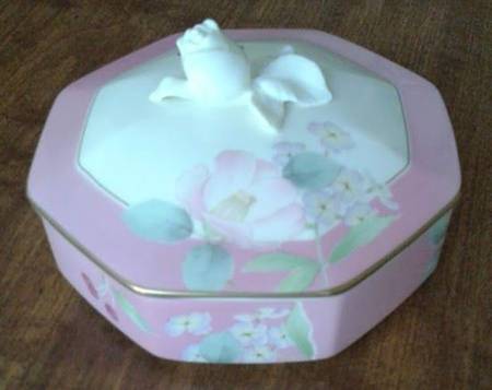 Botanica Pink Hexagonal Box & Lid