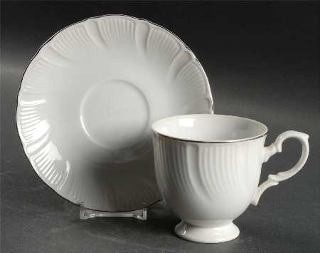 Borghese Footed Cup & Saucer Set