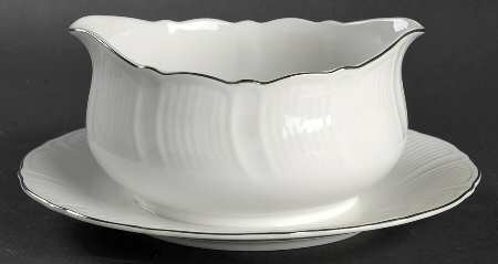 Borghese Gravy Boat with Attached Underplate