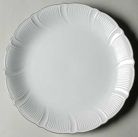 Borghese 12" Chop Plate (Round Platter)