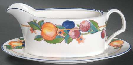 Bountiful Gravy Boat & Underplate