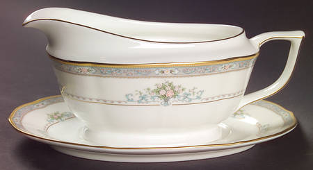 Bridal Bouquet Gravy Boat & Underplate