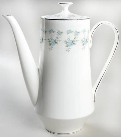 Brearley Coffee Pot & Lid by Mikasa