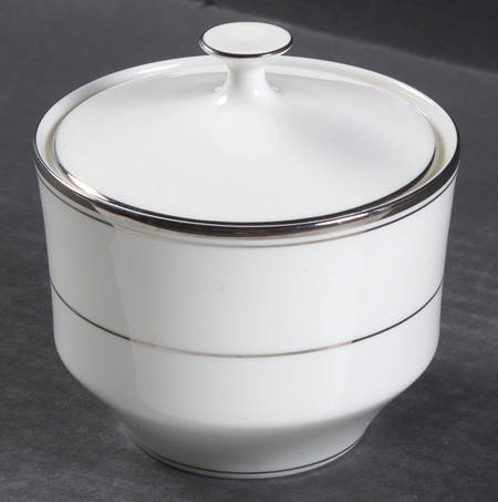 Briarcliffe Sugar Bowl & Lid