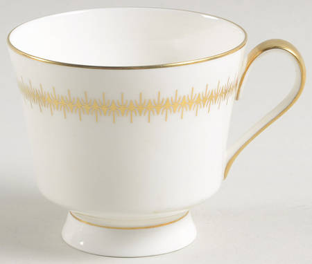 Bryn Mawr Footed Cup