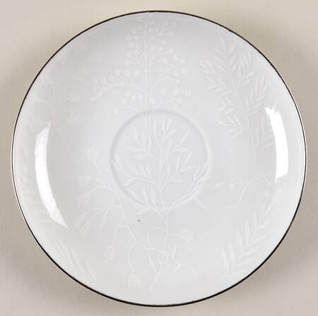 Bridal Veil Saucer