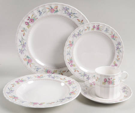 Brywood 5 Piece Place Setting