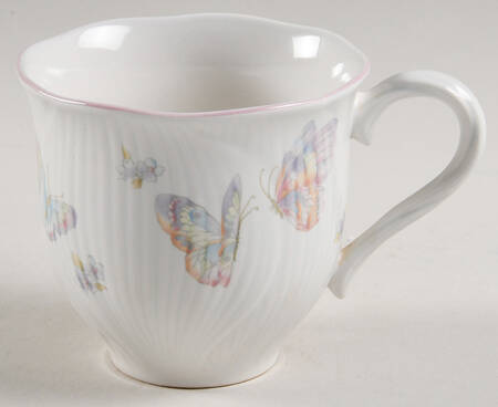 Butterfly Kiss Flat Cup