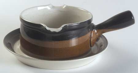 Butterscotch Gravy Boat & Underplate