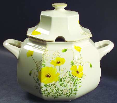 Buttercup Tureen &  Lid