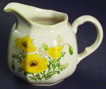 Buttercup Creamer