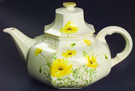 Buttercup Teapot & Lid