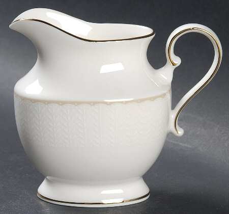 Casa Blanca Creamer