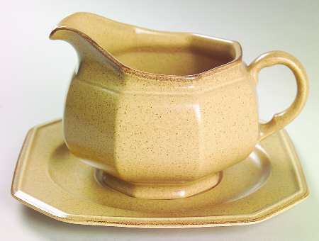 California Casuals Gravy Boat & Underplate