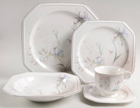 Casa Grande 40 Piece Estate Set
