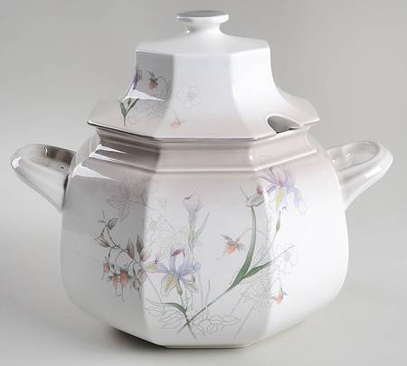 Casa Grande Tureen &  Lid