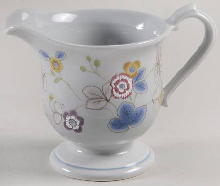Castle Hill Creamer