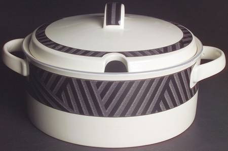Calypso Black Tureen &  Lid