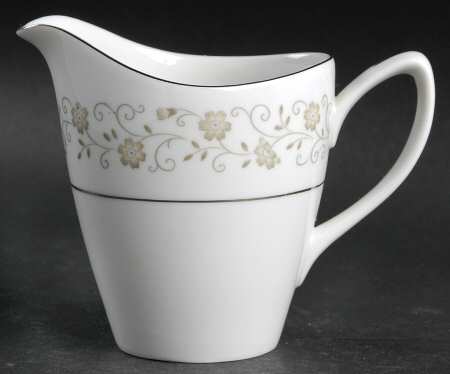 Cameo Creamer