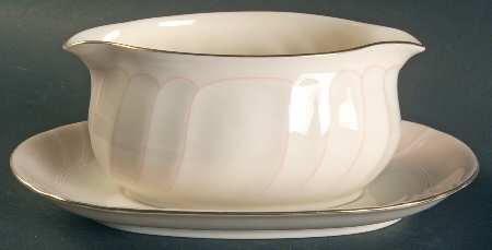 Cameo Gravy Boat & Underplate